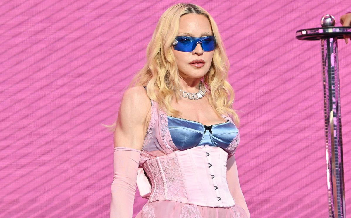 Conoce la letra completa de "Bizarre" (Foto: Getty Images)