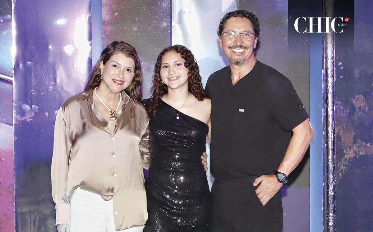 Claudia Delsol, Paulina Godoy y Patricio Godoy