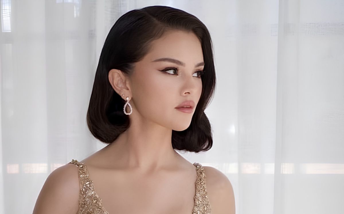 Selena Gomez impacta con lujoso vestido nude en boda de Taylor Swift (Foto: IG)