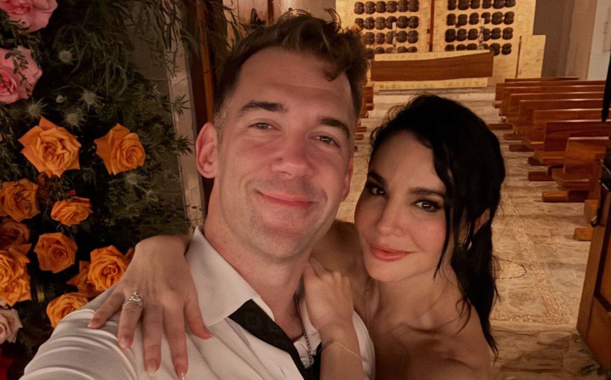 Así fue el bautizo de las hijas de Martha Higareda y Lewis Howes (Foto: Instagram)