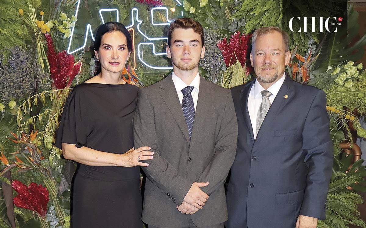 Mireya Blakely, Angel Garcia y Angel Garcia