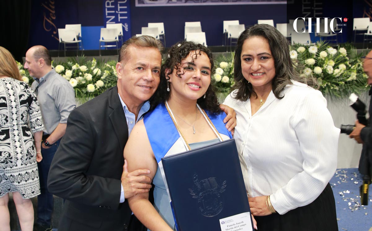 Lorenzo, Pamela e Iliana Martín del Campo