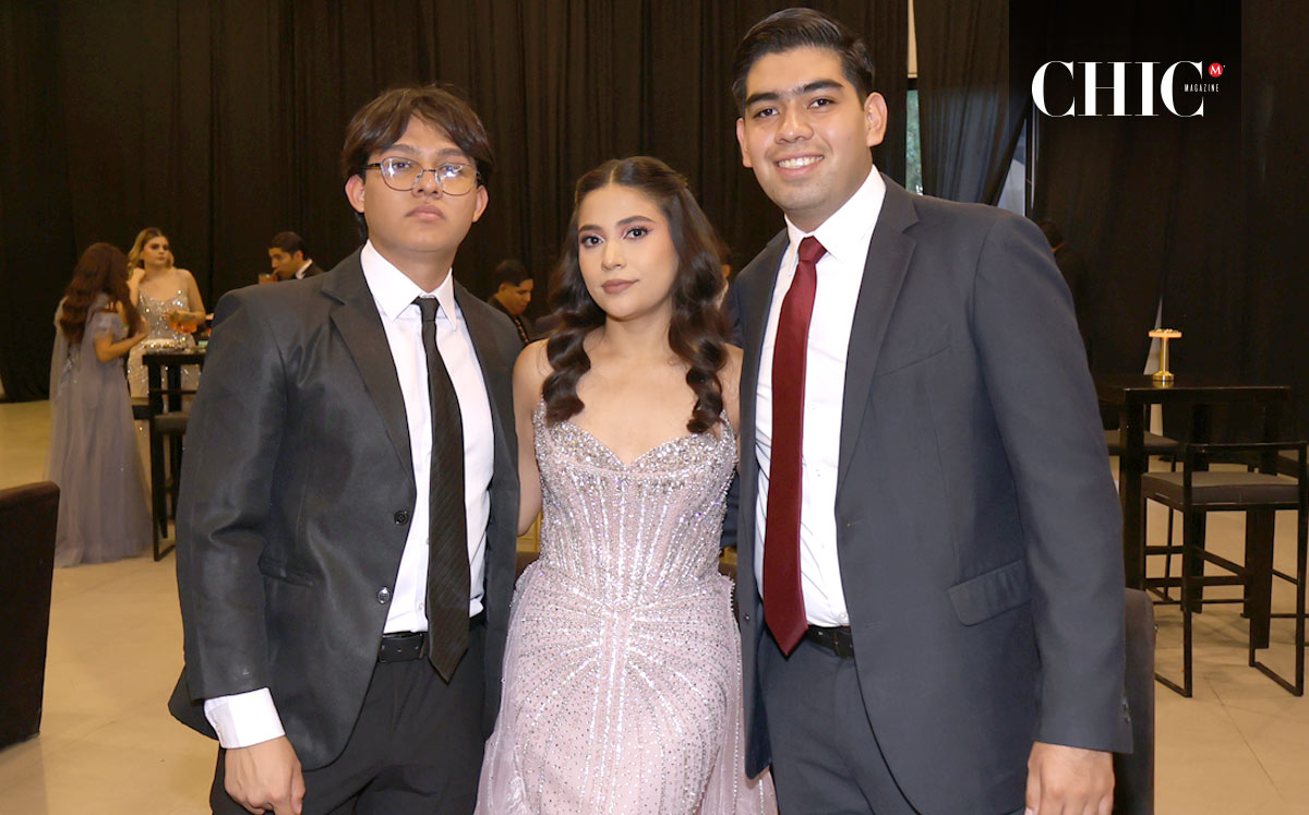 Oscar, Dania Domínguez y Oscar Vargas