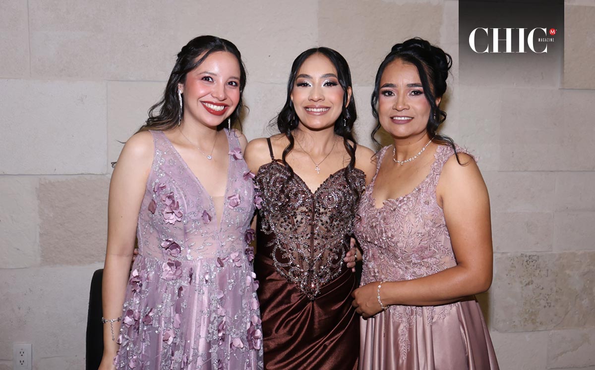 Valentina Espeleta, Estefanía Alvarado y Ángeles