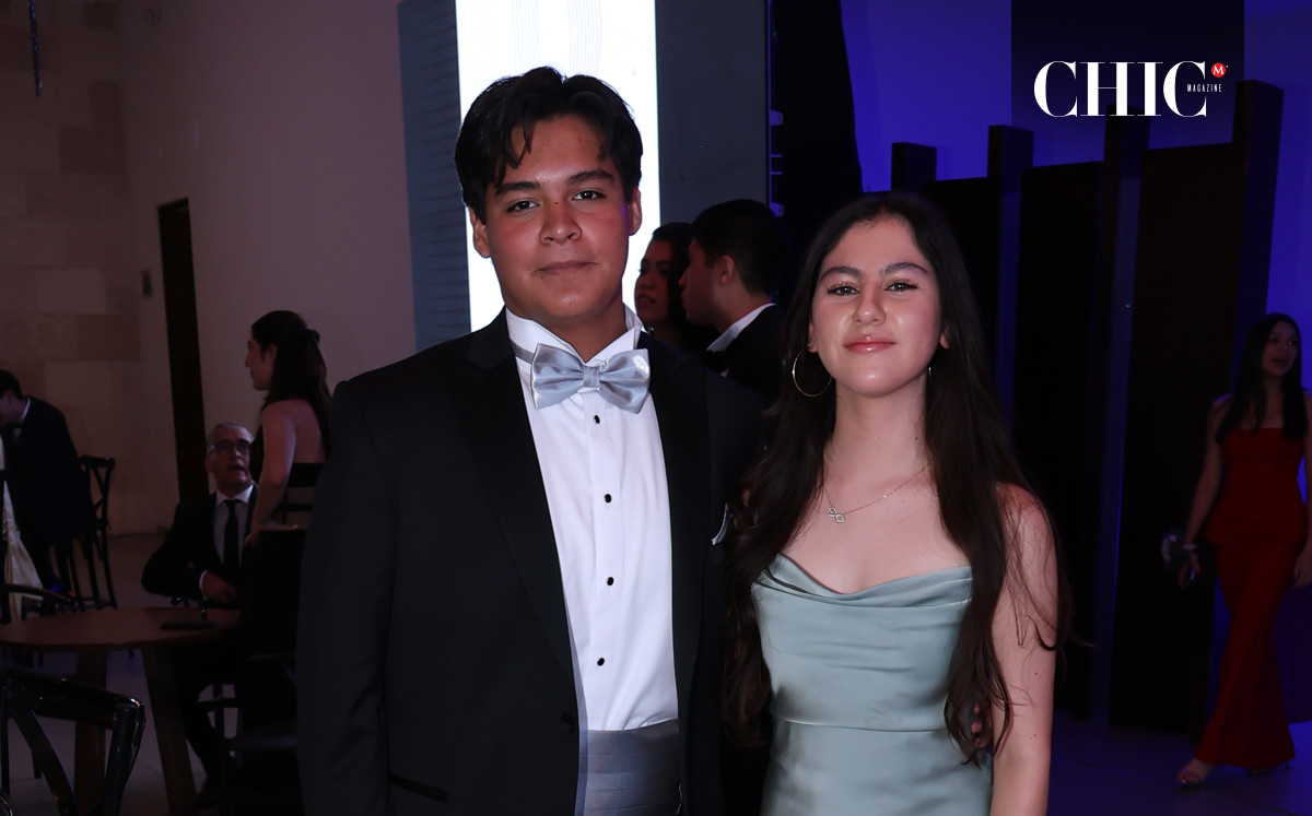 Madux Paredes y Valentina
