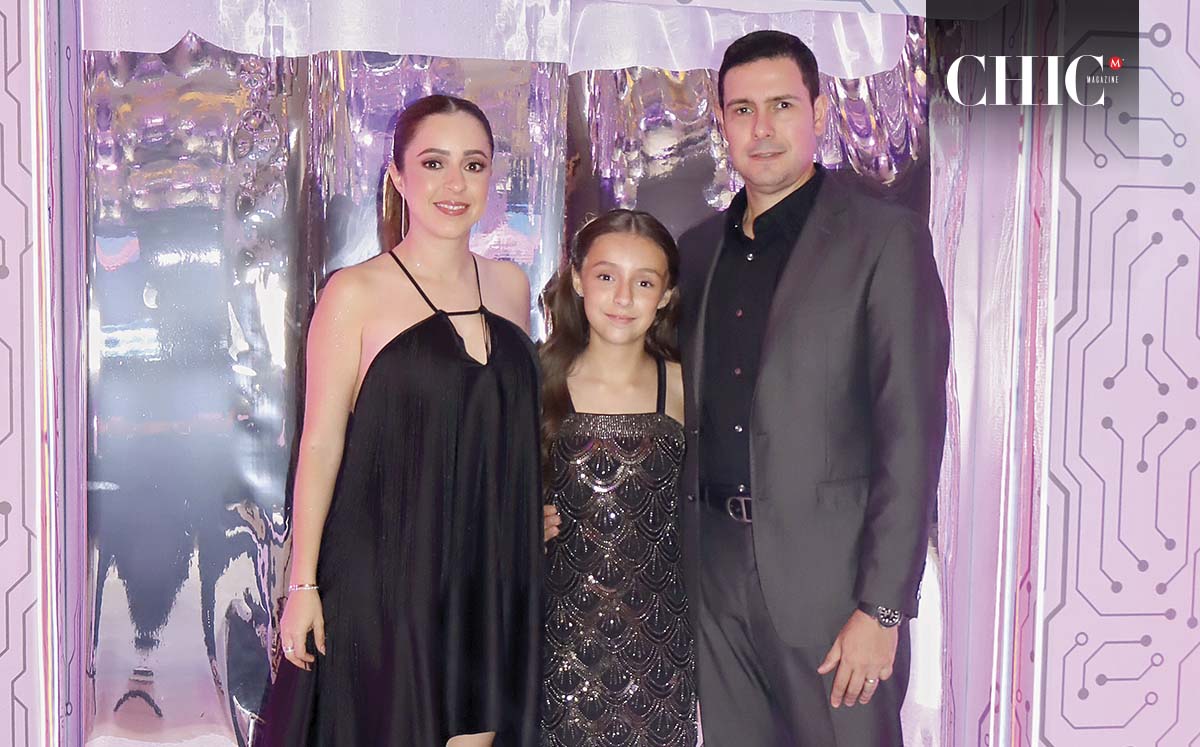 Valeria Cabriales, Valeria Zavala y Marcelo Zavala