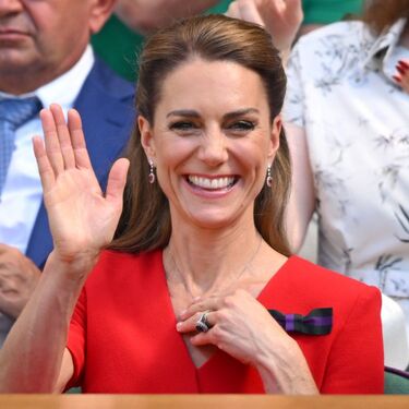 Kate Middleton deslumbra en Wimbledon 2026 con elegante vestido rojo (Foto: Getty Images)