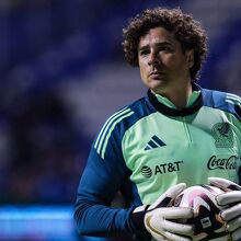 ¿Cómo fue la fiesta de cumpleaños 41 de Memo Ochoa?