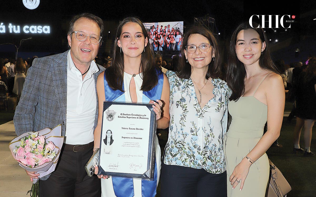 Emilio Lozano, Valeria Lozano, Sandra de Lozano y Alejandra Lozano