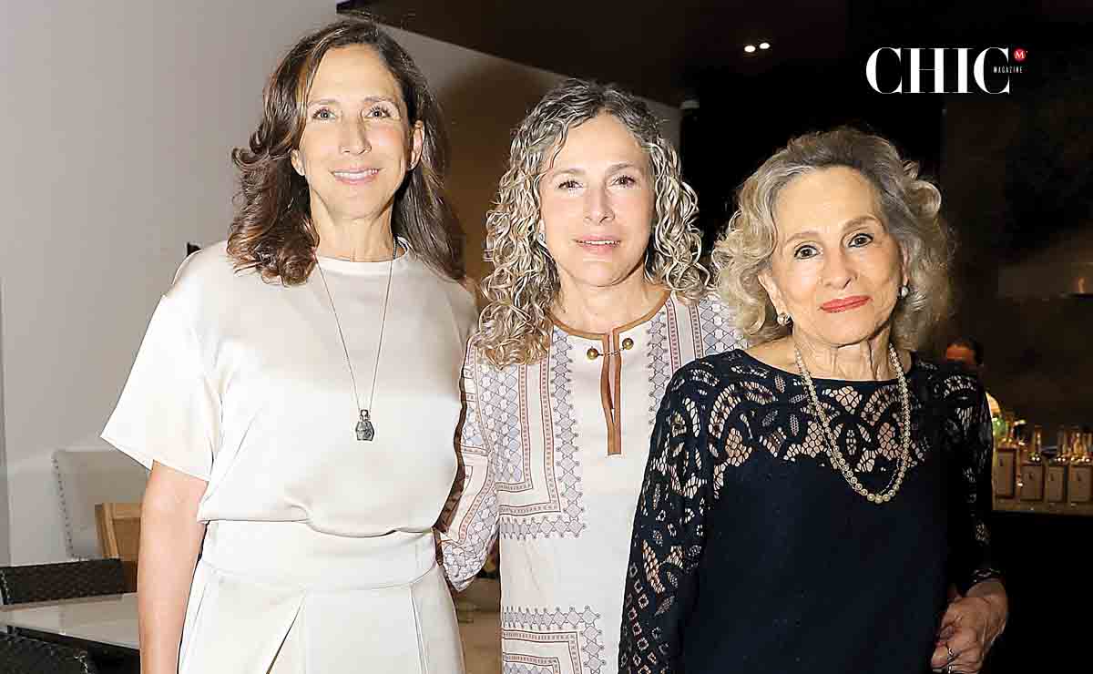 Rosalva de Gutiérrez, Gabriela Papacostas y Guadalupe Shein de Herrera / Fotos: Roberto Alvarado