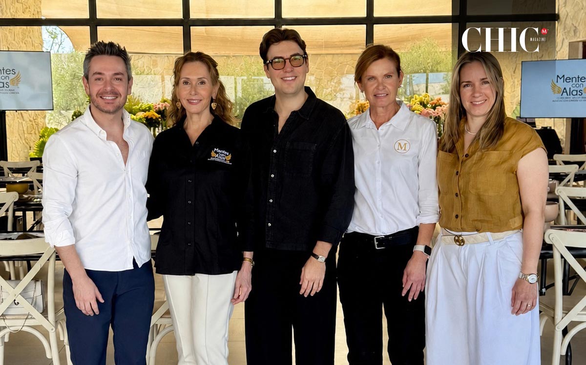 Ángel Zermeño, Ruth Berlanga, Javier Bredée, Malena Leal y Alejandro Larrañaga
