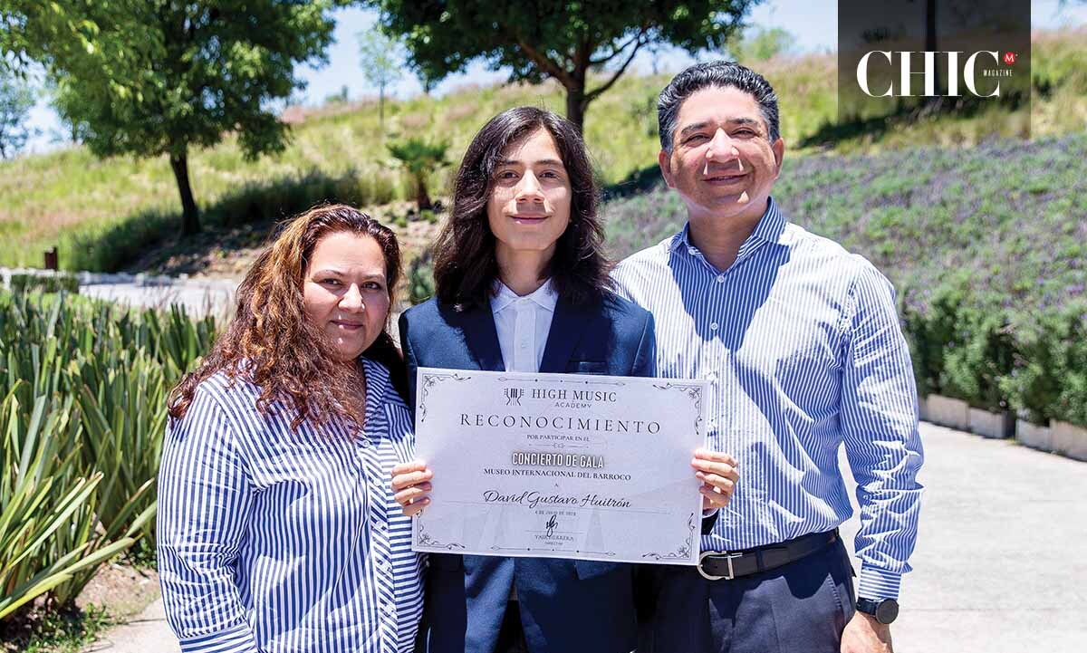 Patricia Huitrón, David Gustavo Rodríguez y Gustavo Rodríguez