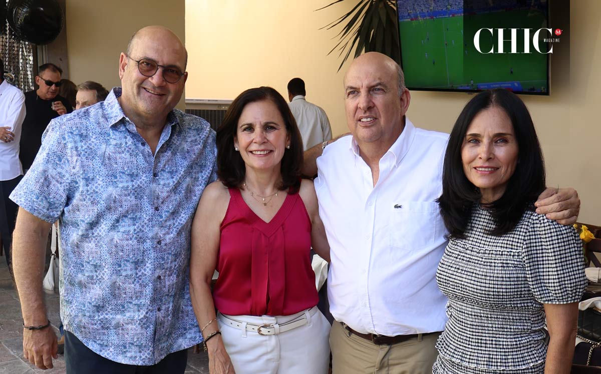 Samir, Marcela, Javier y Mónica