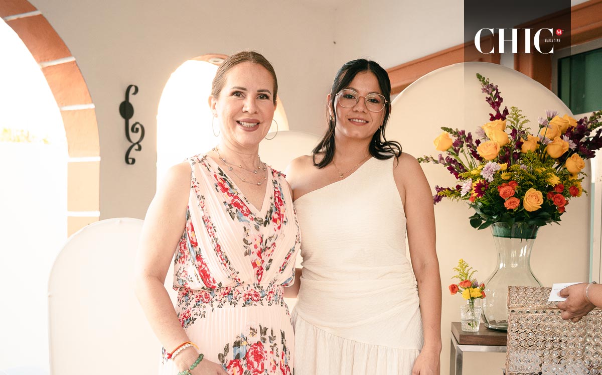 Sandra López y Lili Luévano