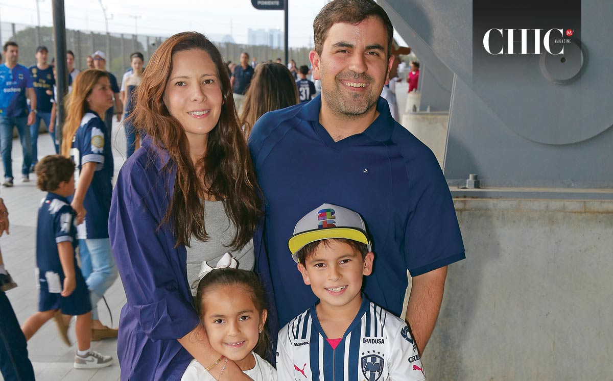 Gabriela Guajardo, David Clariond, Valeria Clariond y David Clariond
