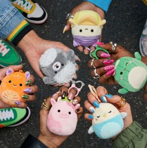 Squishmallows Clip-Ons, los bag charms para este regreso a clases (Foto: Cortesía)