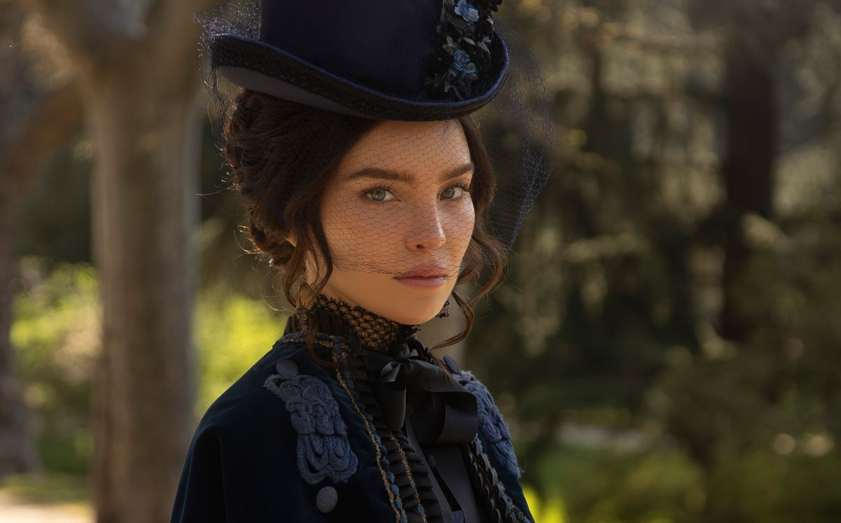 HBO Max revela las fotos oficiales de Belinda como "CARLOTA" (Foto: Cortesía)