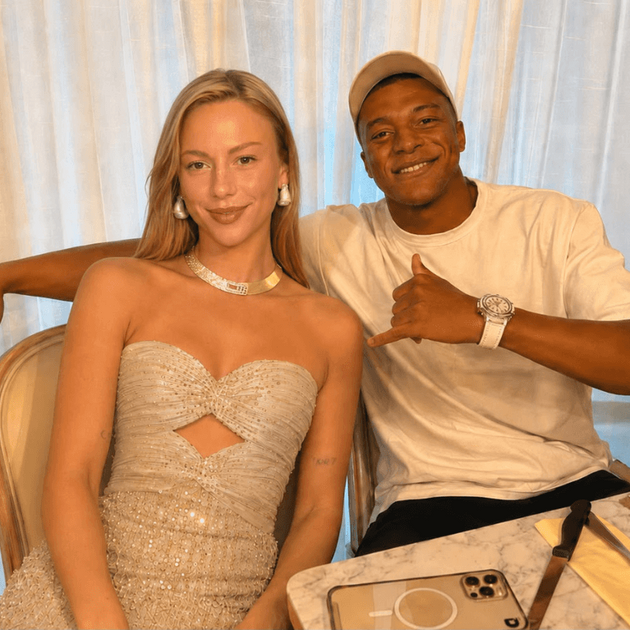 Kylian Mbappé y Ester Expósito (Imagen IA/Instegram)