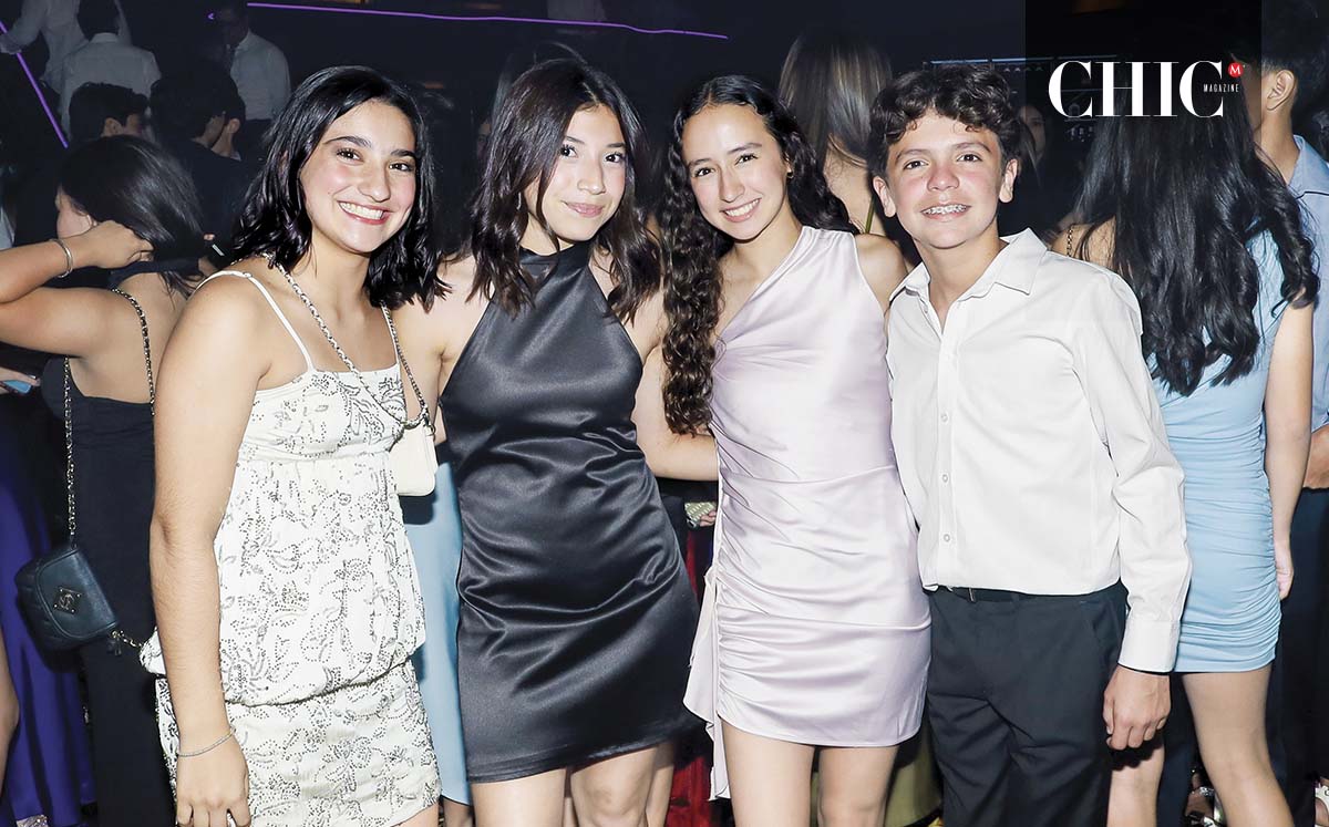 María Saro, Helen Enriquez, Andrea Navarrete y Alex Dávila