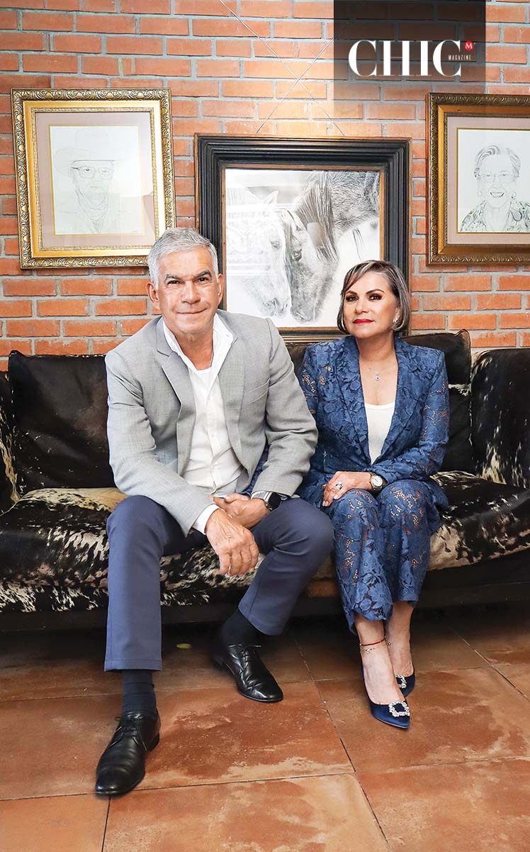 Próximos a celebrar sus bodas de oro, Hilda y Óscar, aseguran que el respeto mutuo ha sido la base tanto de su matrimonio como del restaurante. (JOSÉ