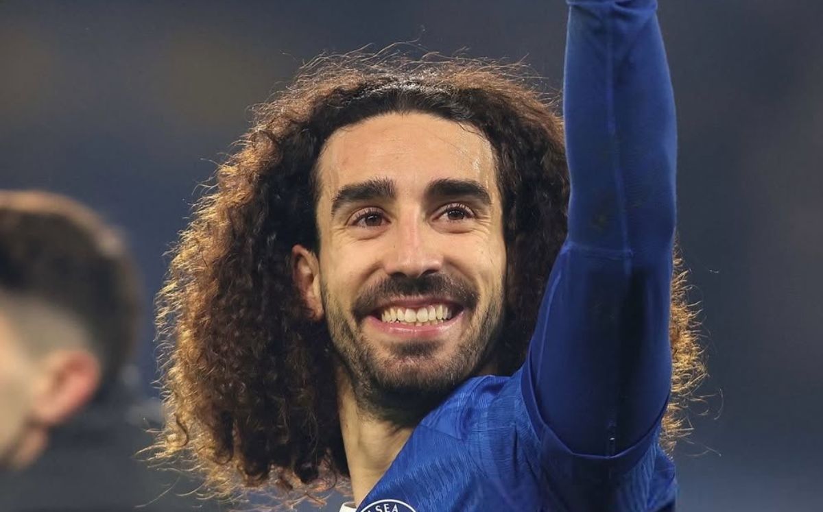 Cucurella presume su tatuaje del DT Luis de la Fuente, tras ganar el Mundial 2026 (Foto: IG)