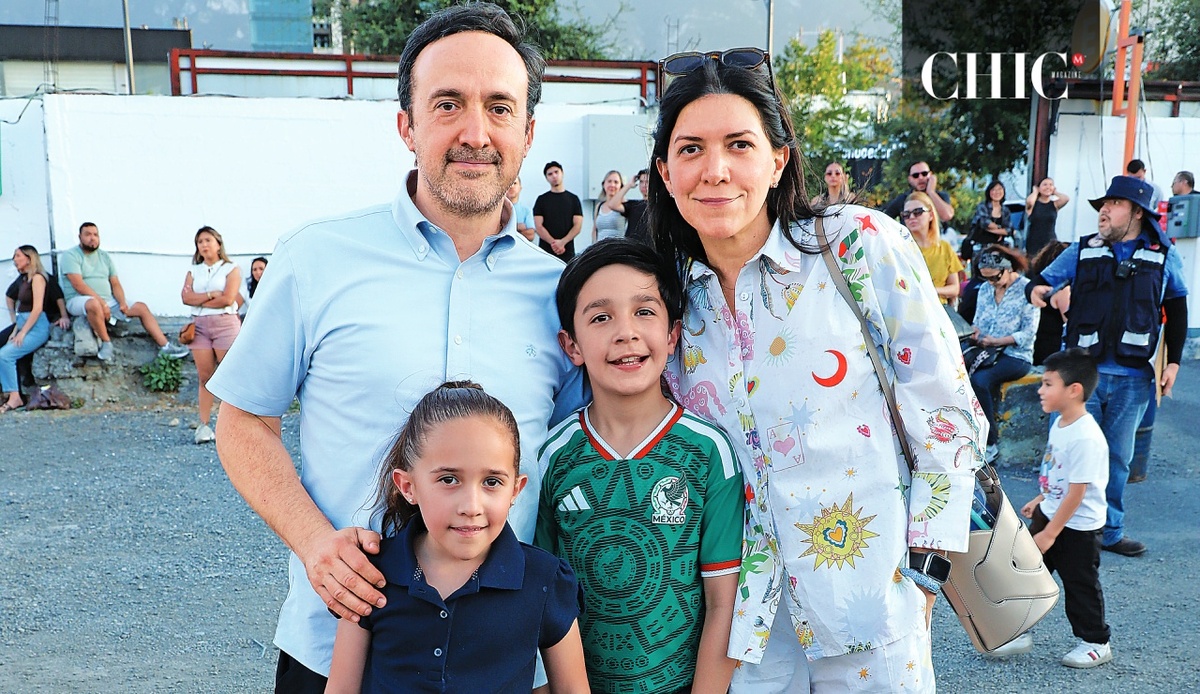 Hernán Salinas, Isa Castilla de Salinas, Hernán Salinas y Carlota Salinas / Foto: Roberto Alvarado