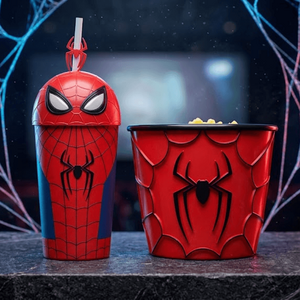 Palomeras y vasos de "Spider-man: Un Nuevo Día" (Imagen IA)