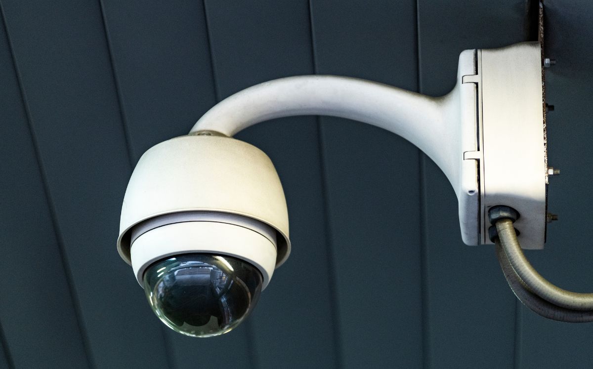 ¿Quieres poner cámaras de seguridad en casa? Esto recomienda el C5 (Foto: Freepik)