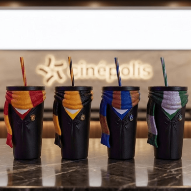 Vasos coleccionables de "Harry Potter" en Cinépolis (Imagen IA)