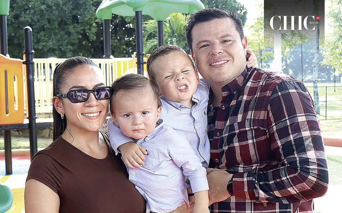 Laura Calderón, Roberto Rodriguez, Rel Rodríguez y Roberto Rodríguez