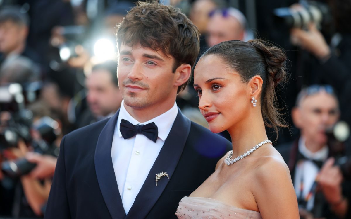 Así luce el baby bump de Alexandra en vacaciones con Charles Leclerc (Foto: Getty Images)
