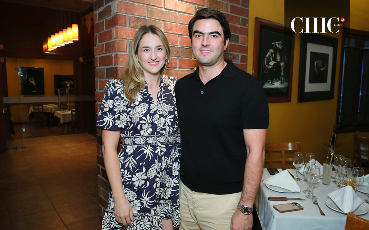 Denisse Papadópulos y Fernando Guadiana