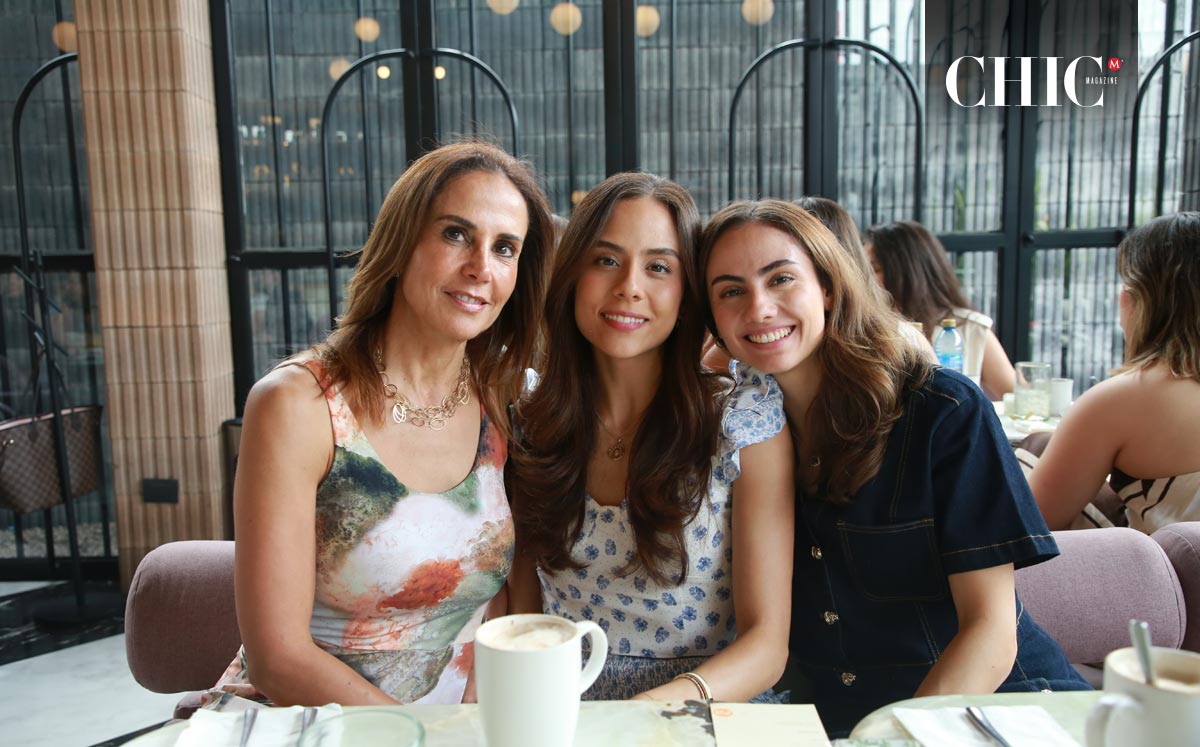 Marcela Juárez, María Mijares y Jimena Mijares