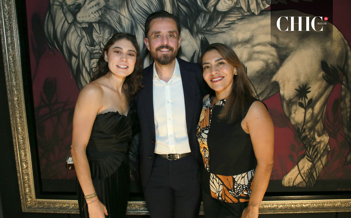 Pamela Dacarett, Jorge Pérez y Mely Pérez