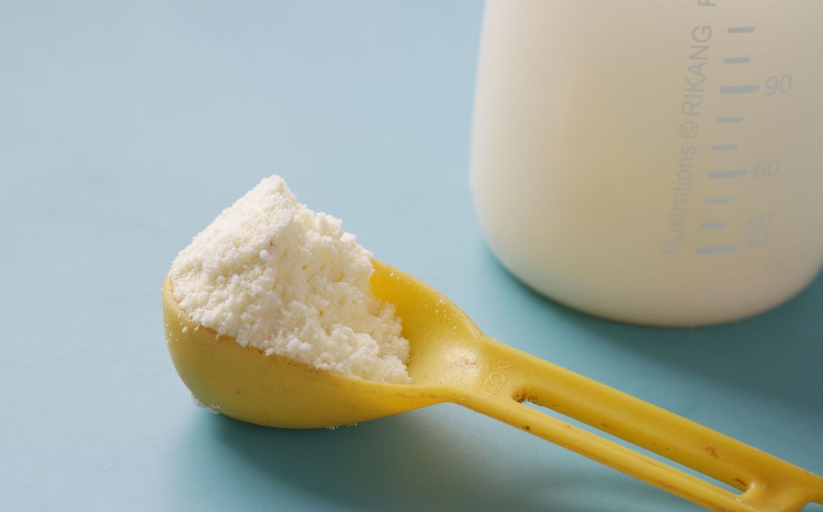Cofepris advierte por leche para bebé adulterada: lotes afectados (Foto: Pexels)