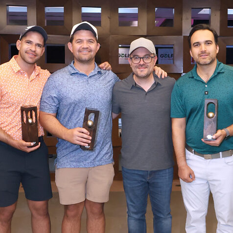Primer lugar. Pablo Armendáriz, Carlos Alatorre, Alberto Braña, Jorge Máynez y Pavel Casas