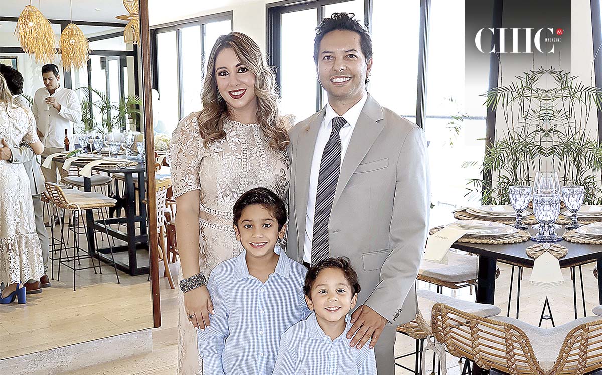 Ana Gaby Álvarez, Juan José Terrazas, Juan José Terrazas y Gabriel Terrazas