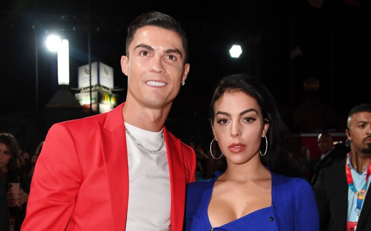 Georgina Rodríguez y Cristiano Ronaldo anuncian oficialmente su boda (Foto: Getty)