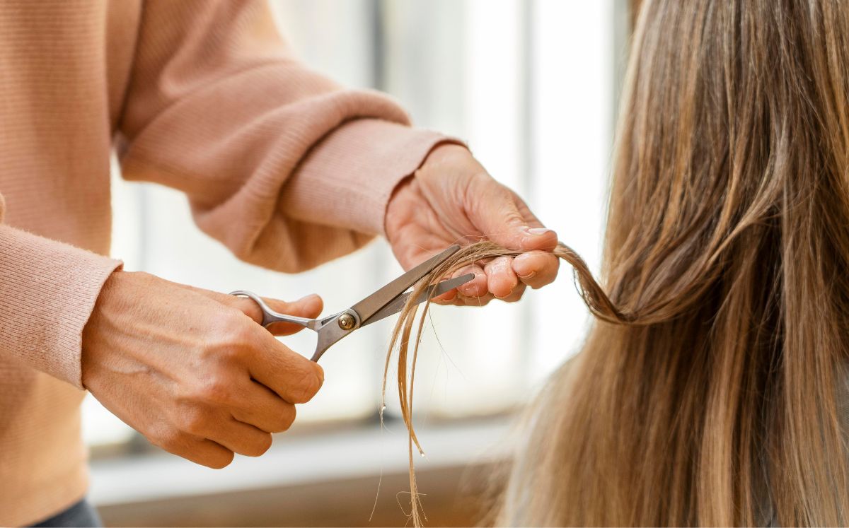 ¿Cómo saber cuándo tu cabello necesita ayuda? Experta responde (Foto: Freepik)