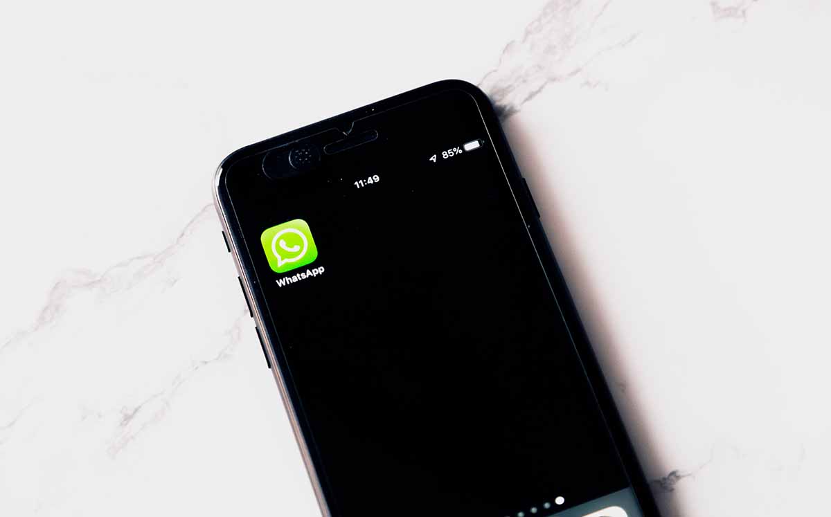 Si eliminaste un chat por accidente, todavía existe la posibilidad de recuperarlo, siempre que cuentes con una copia de seguridad. (Fotos: Pexels)