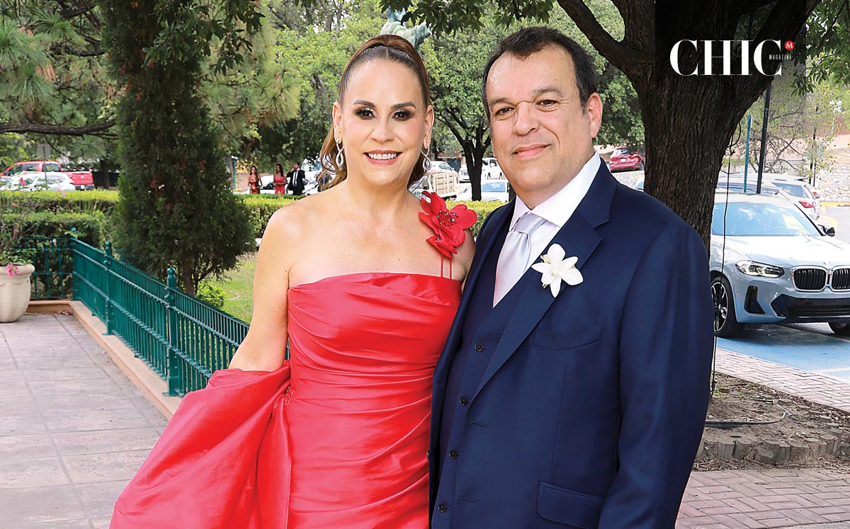 Papás del novio. Adriana Cano y Otoniel García