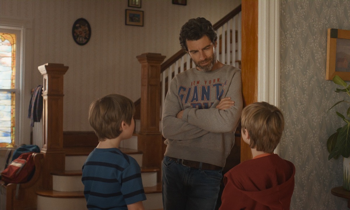 Max Greenfield como Ted (Foto: Netflix)