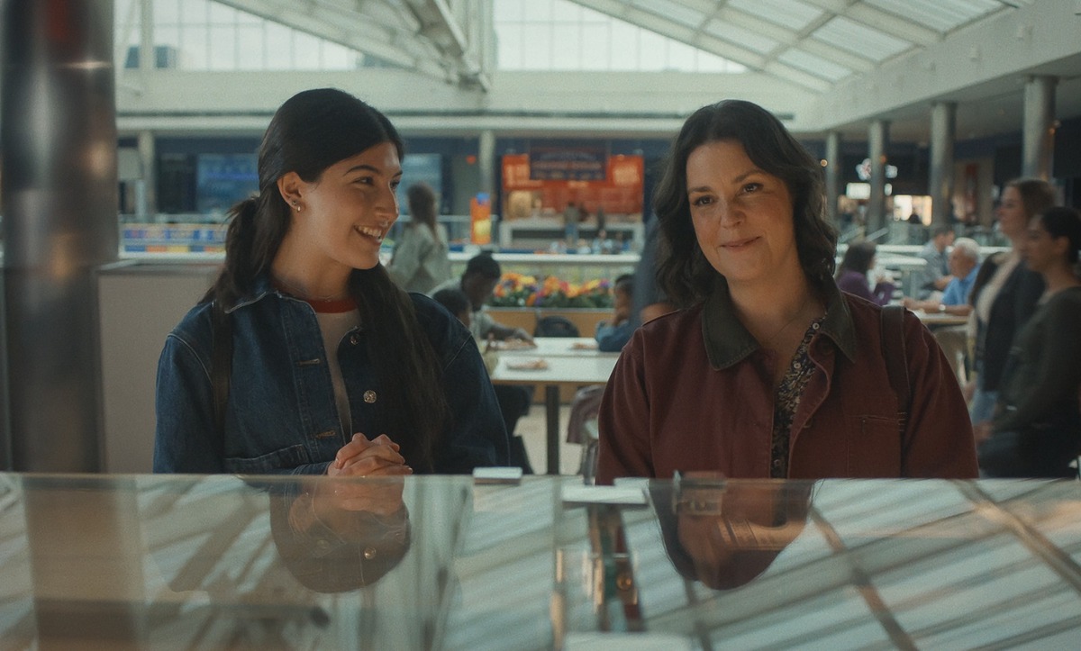 Melanie Lynskey como Elizabeth Birenbaum (Foto: Netflix)