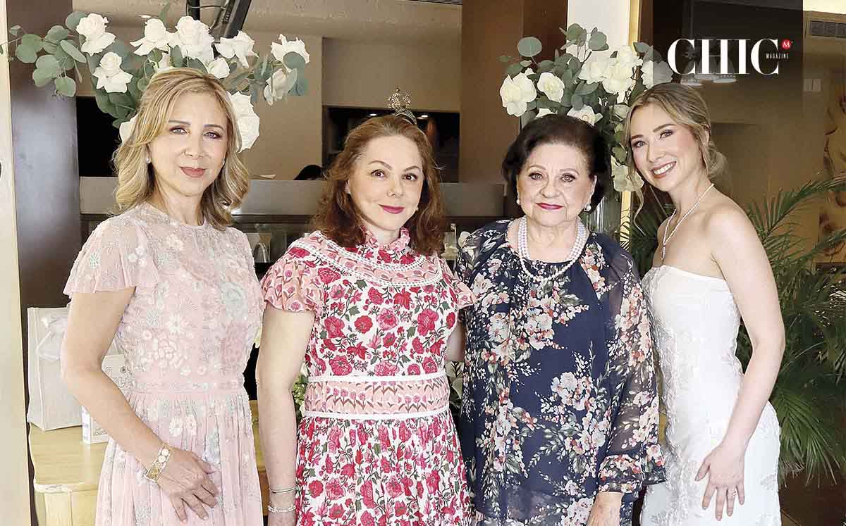 Roberta Leal, Caty Argüello, Lupita Leal y Roberta Flores