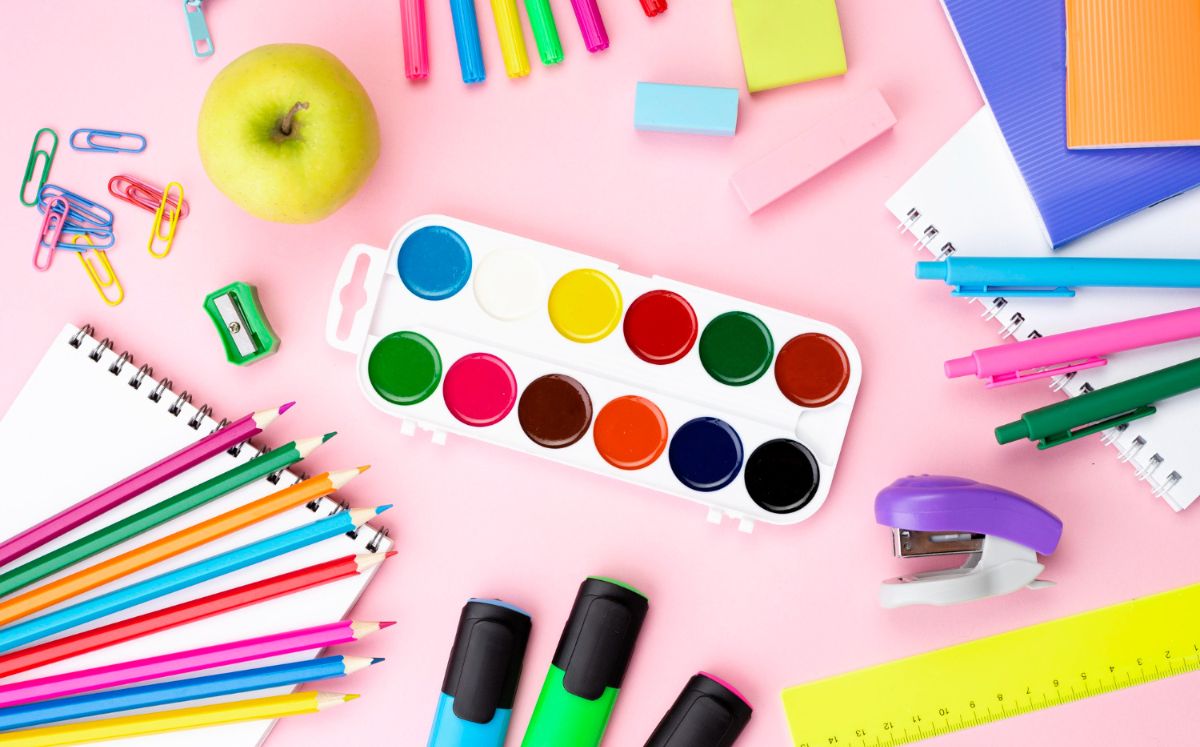 Cómo completar la lista de útiles escolares sin gastar de más (Foto: Freepik)