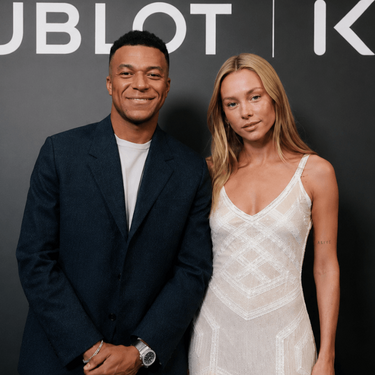 Kylian Mbappé y Ester Expósito (Imagen Instagram/IA)