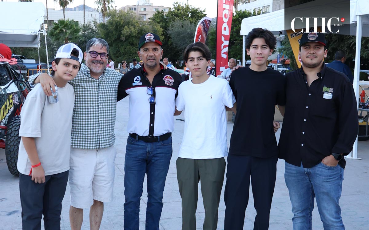 Peyo, Yowas, Jorge, Javis, Yowas jr y Cordi