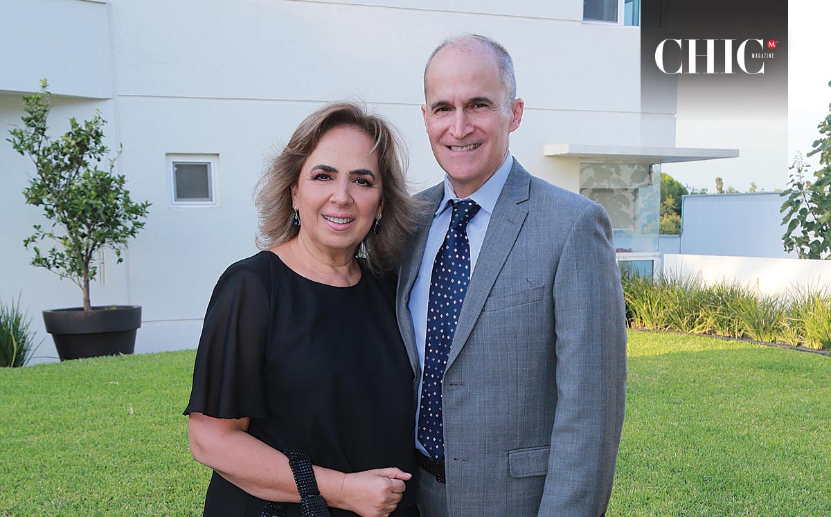 Ivonne Marcos y Mauricio Garza