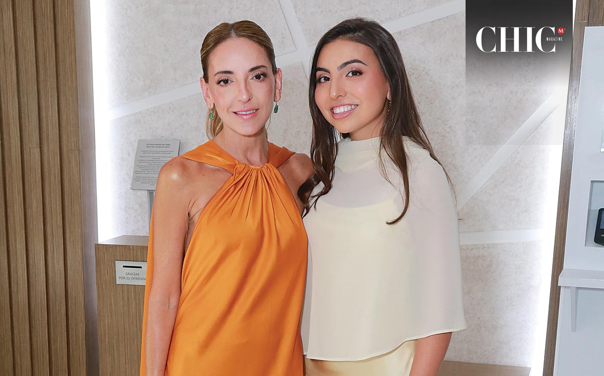 Mamá de la novia. Irene Quiroga y Mariana Martínez