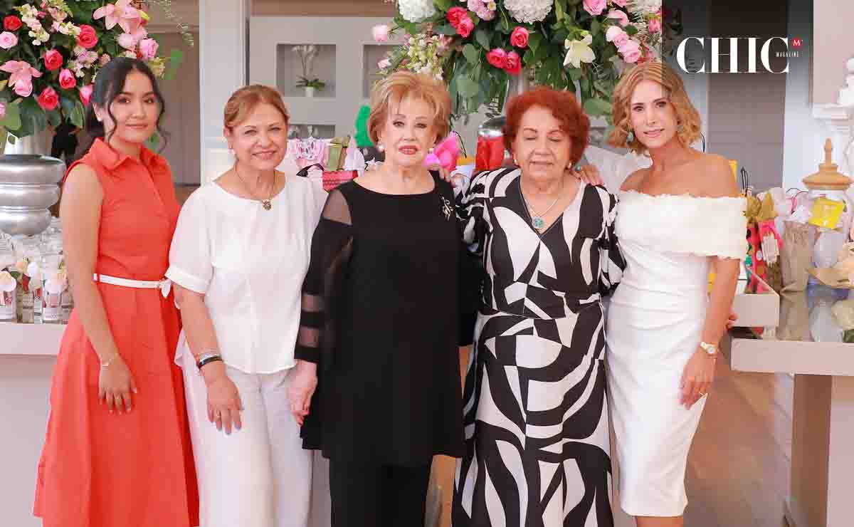 Jennifer Rangel, Keta Villarreal, Graciela Flores, Eva Acevedo y Graciela Tancredi / Fotos: Daniel Saldívar